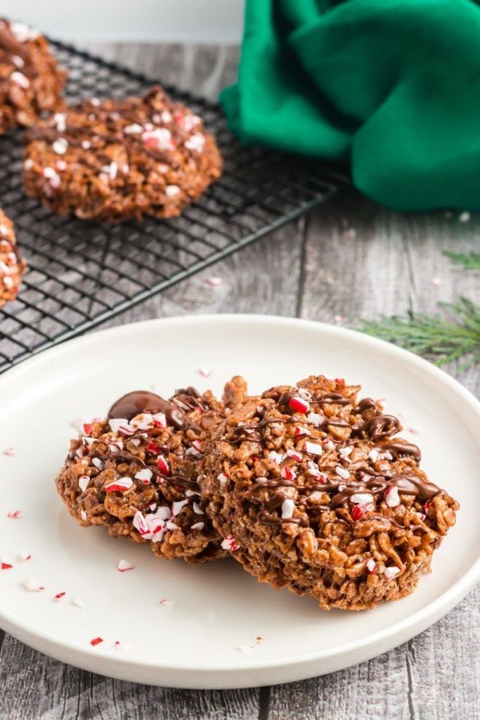 Christmas Rice Krispie Treats - Natural Deets